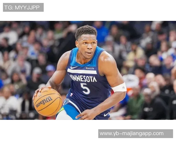 爱德华兹双撤步后再跳一步是否算走步引发热议