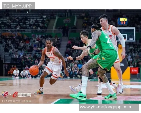 贺希宁与史密斯联手表现出色荣获月度最佳球员殊荣